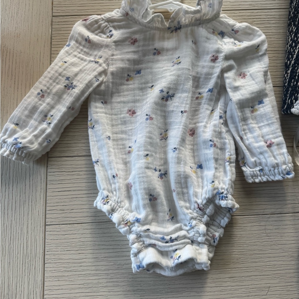 GAP White Floral Baby Bodysuit